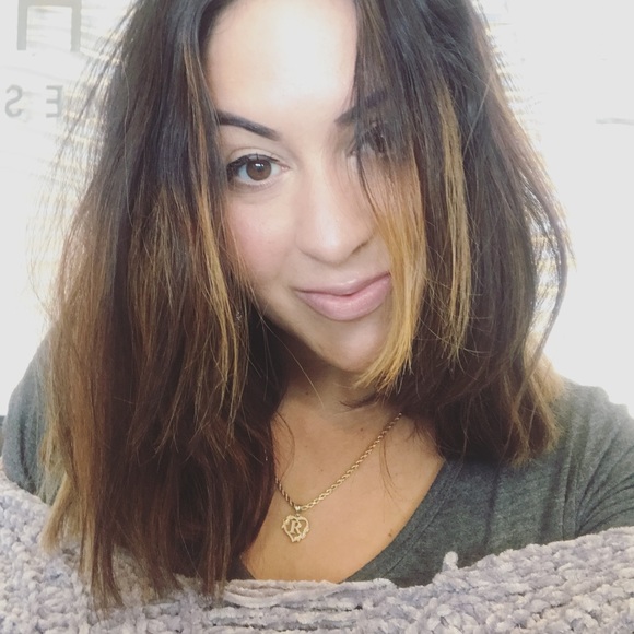 Meet your Posher, Roxanna - Picture 1 of 1